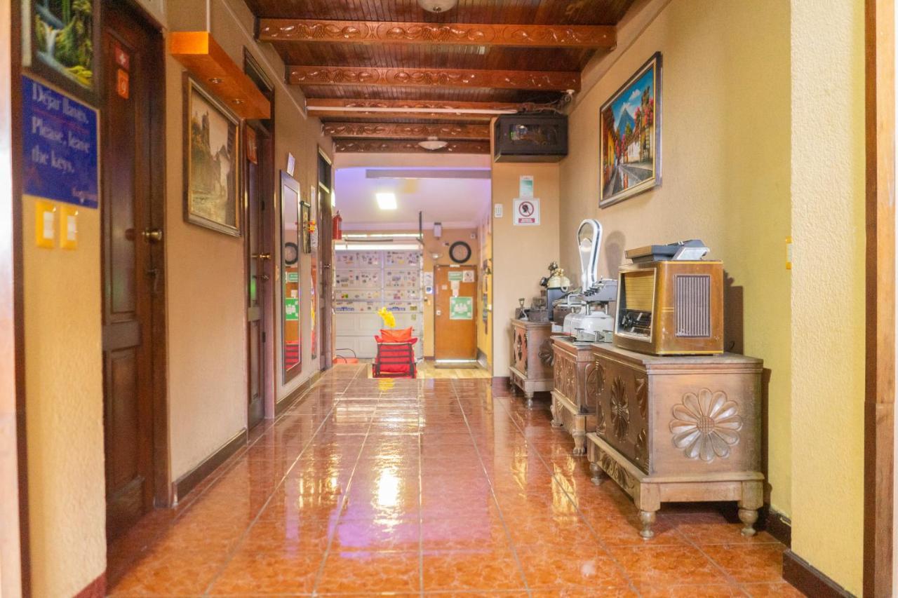 Euro Hostal Guatemala City ภายนอก รูปภาพ