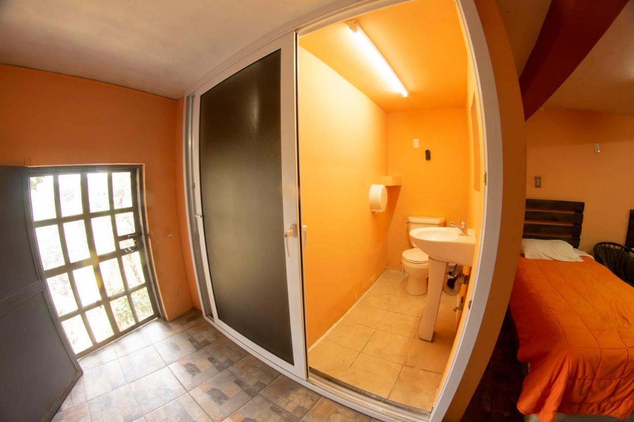 Euro Hostal Guatemala City ภายนอก รูปภาพ