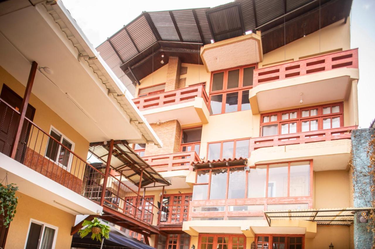 Euro Hostal Guatemala City ภายนอก รูปภาพ