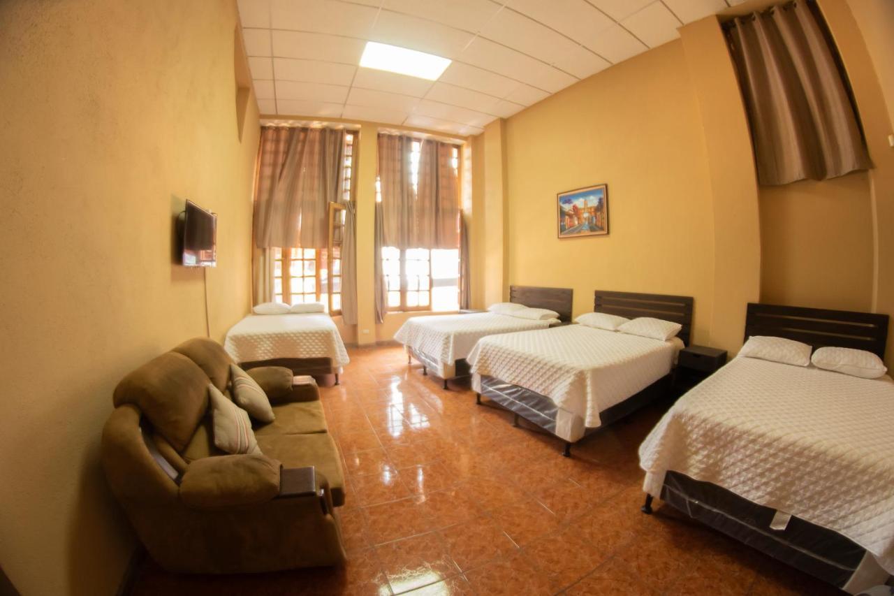 Euro Hostal Guatemala City ภายนอก รูปภาพ
